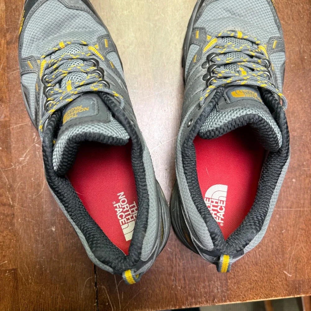 The North Face Hedgehog Fastpack Mens 9 Grey Yellow Hiking Shoes NF00CDF8